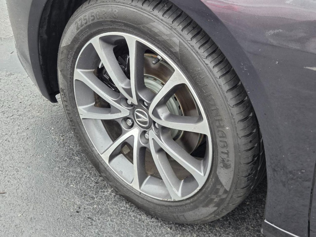2015 Acura TL Image 9