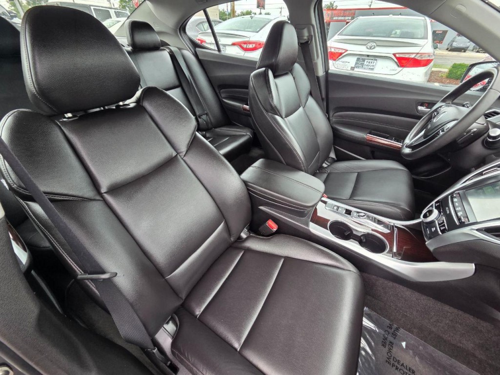 2015 Acura TL Image 16