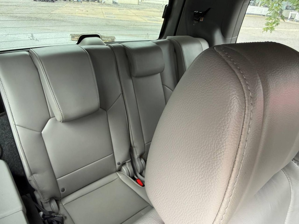 2015 Honda Pilot Image 19