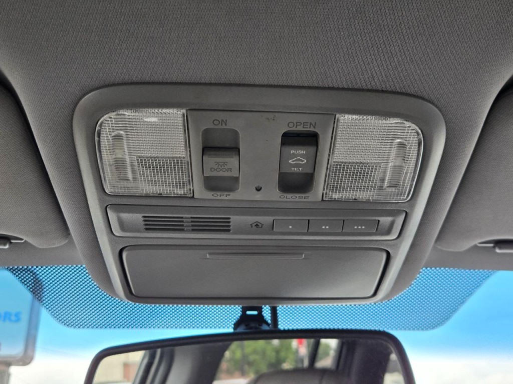 2015 Honda Pilot Image 26