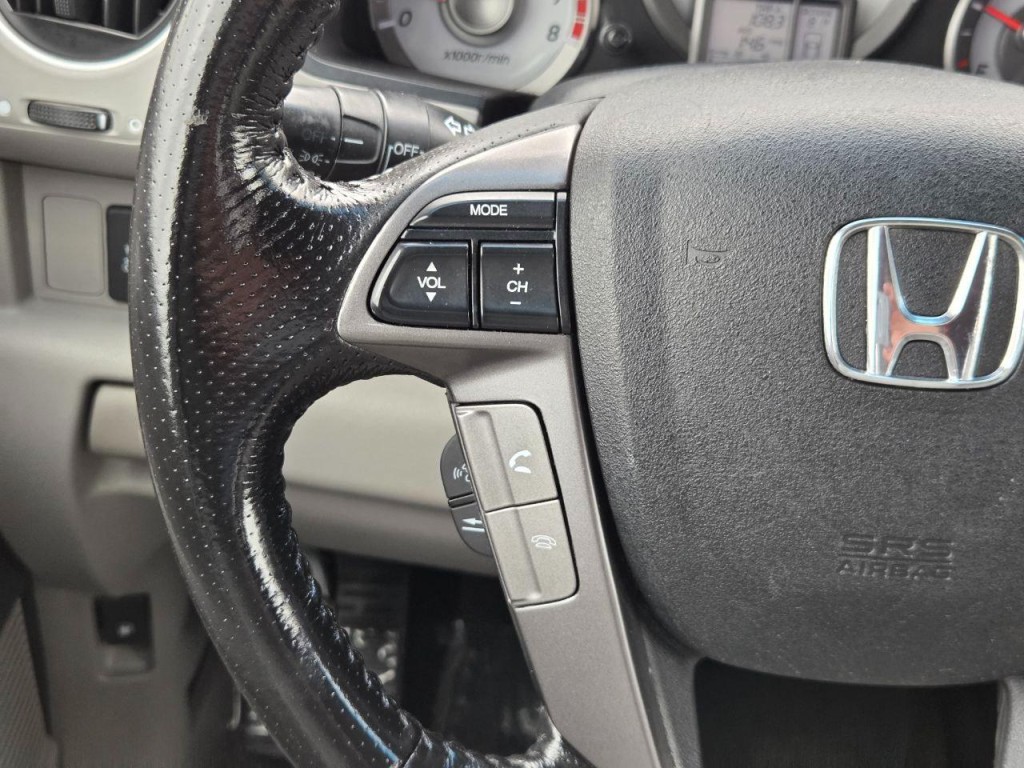 2015 Honda Pilot Image 30