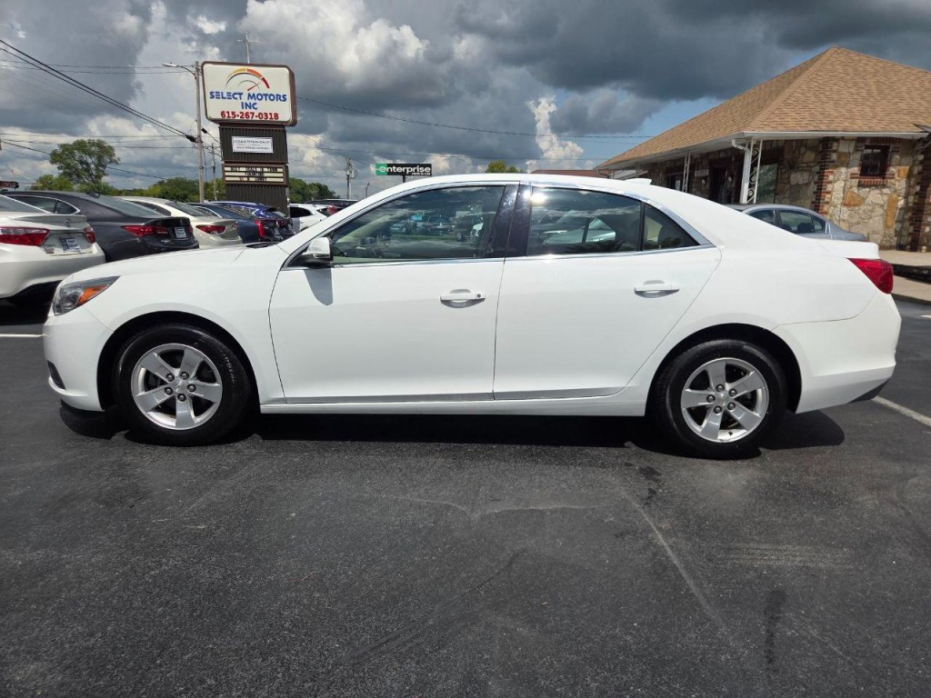 2015 Chevrolet Malibu Image 3