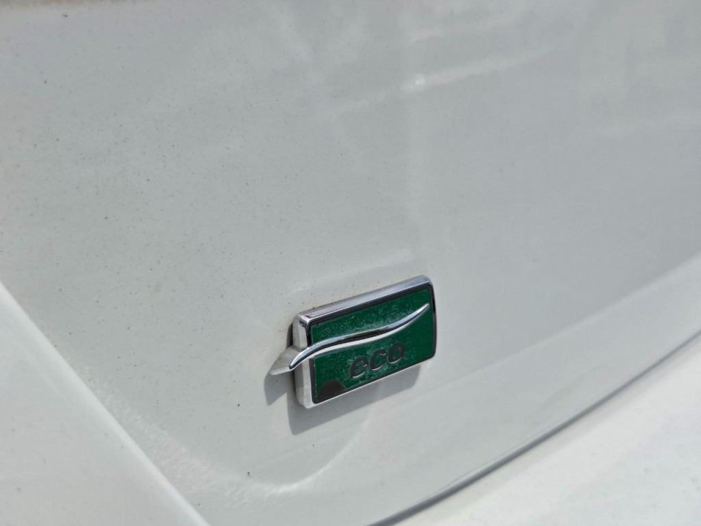 2015 Chevrolet Malibu Image 9