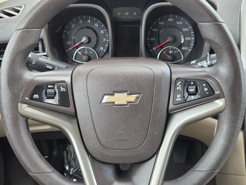 2015 Chevrolet Malibu Image 23