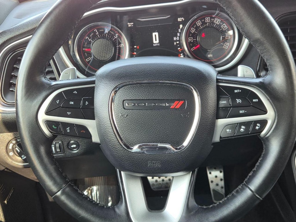 2017 Dodge Challenger Image 24