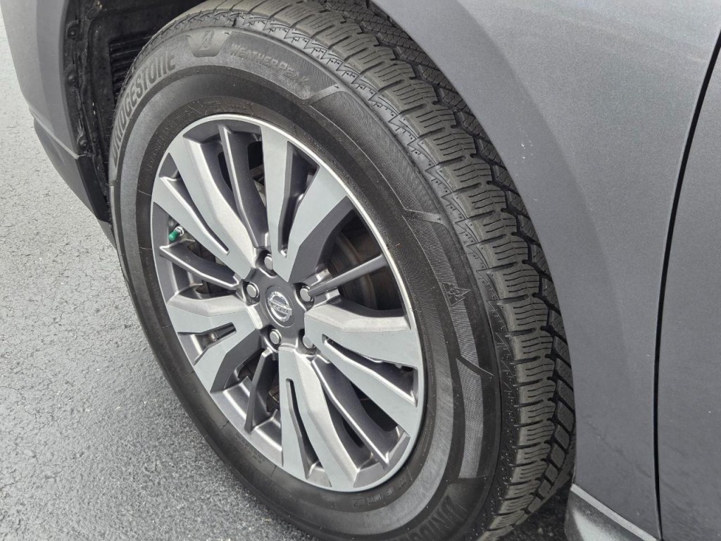 2018 Nissan Pathfinder Image 10