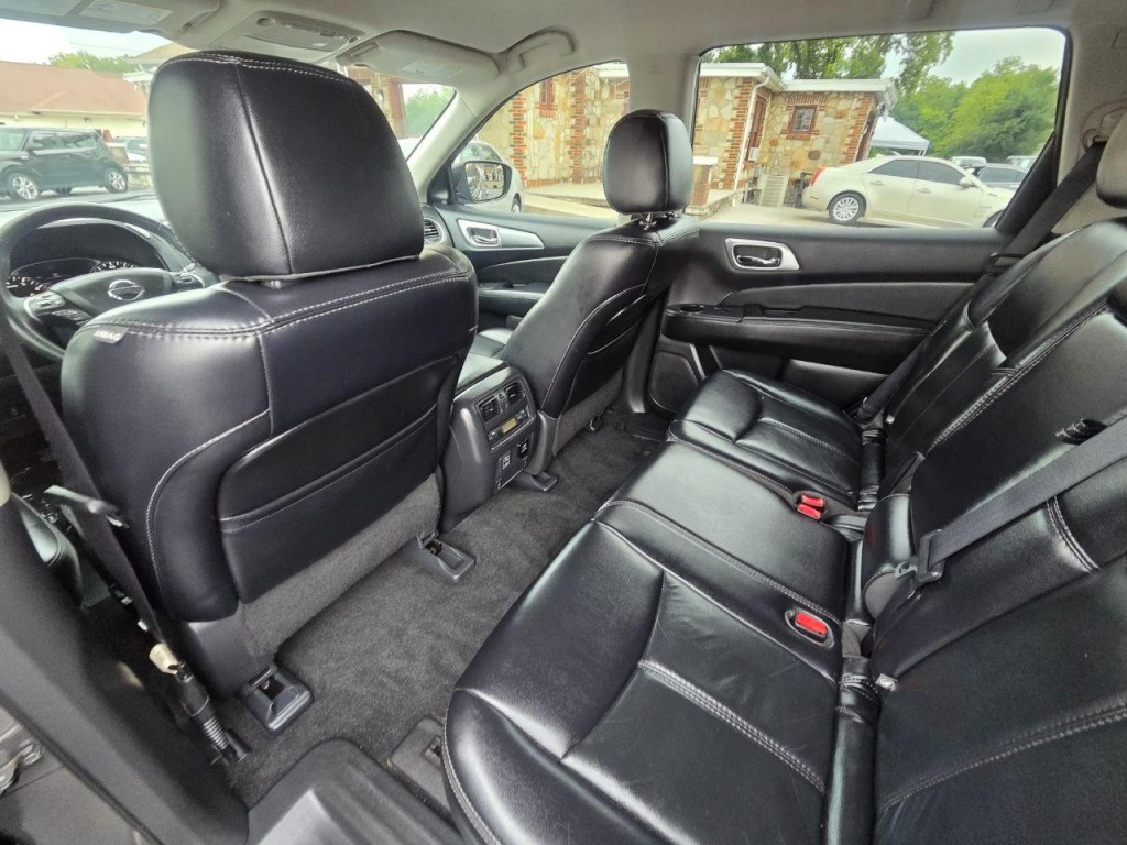 2018 Nissan Pathfinder Image 13