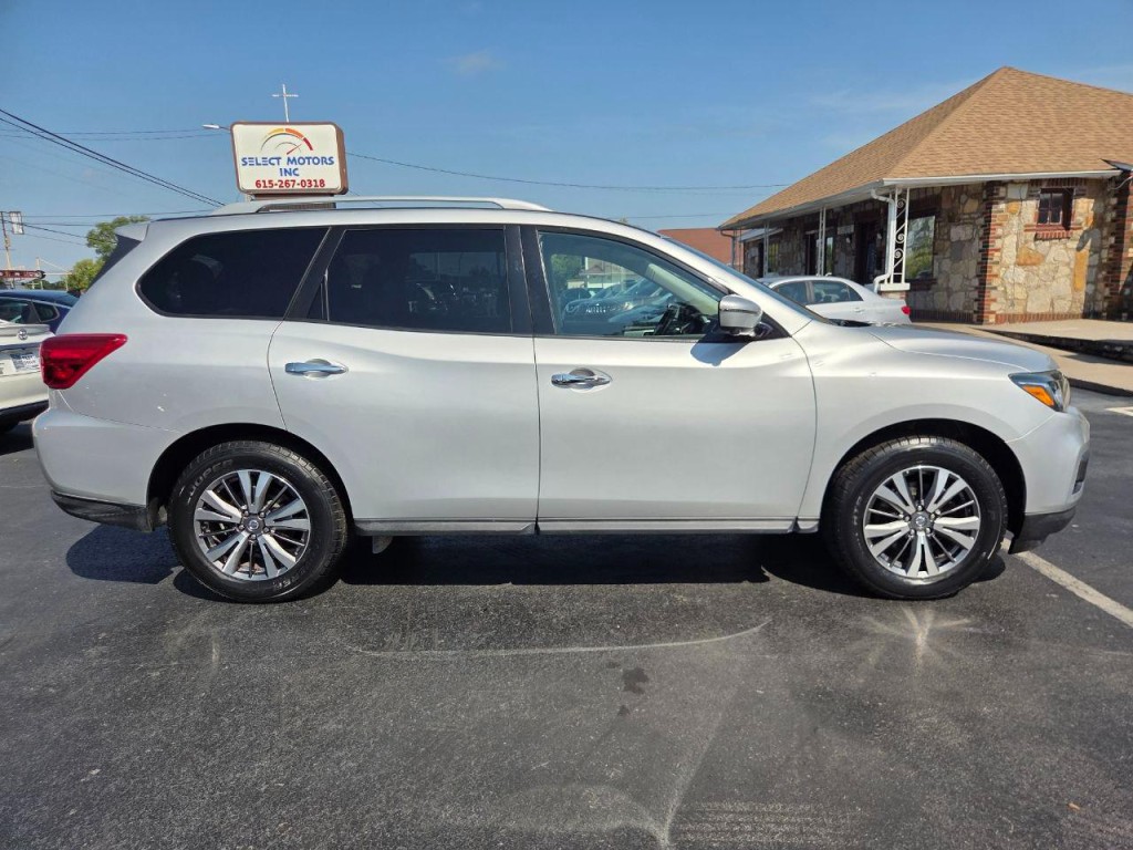 2019 Nissan Pathfinder Image 6