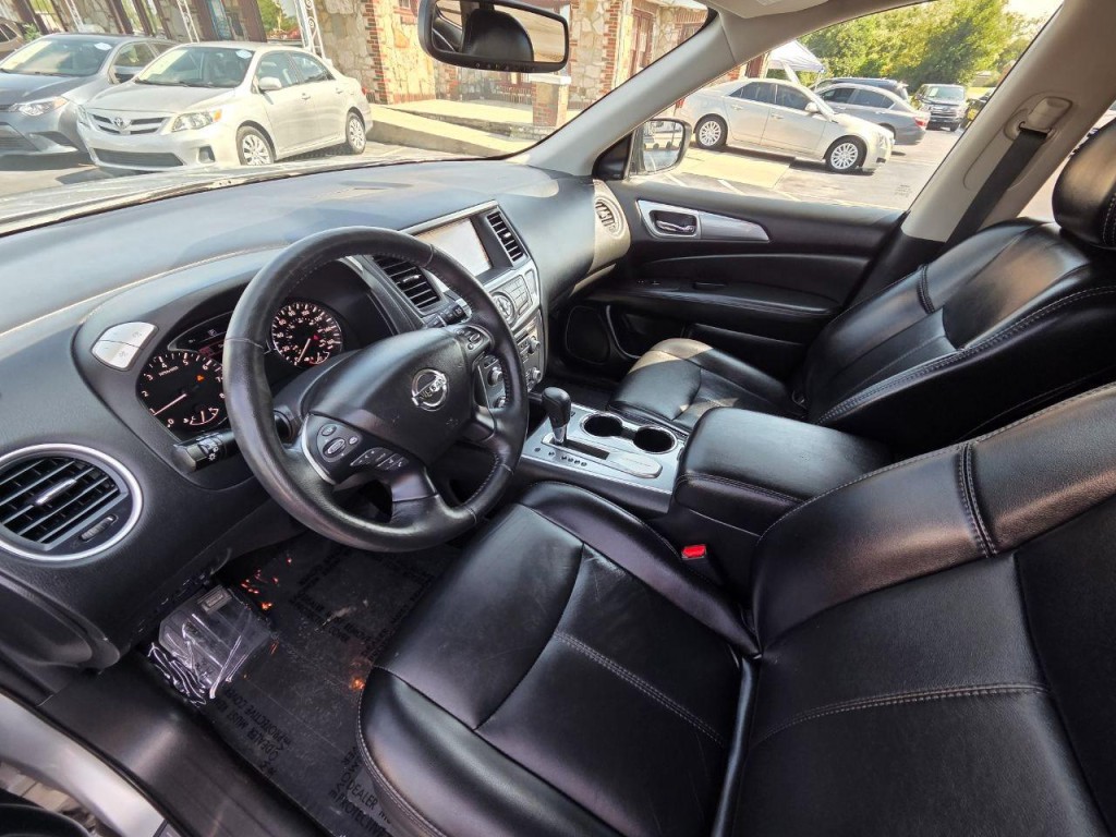 2019 Nissan Pathfinder Image 11