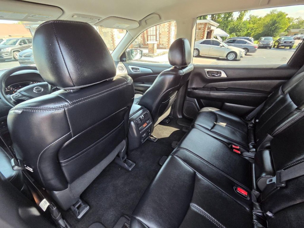 2019 Nissan Pathfinder Image 13