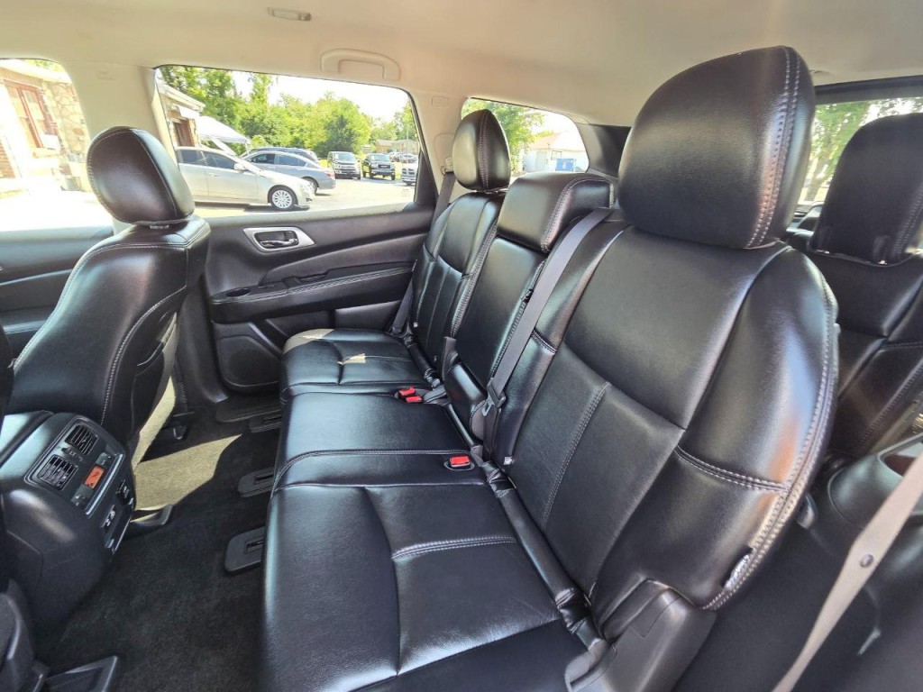 2019 Nissan Pathfinder Image 14