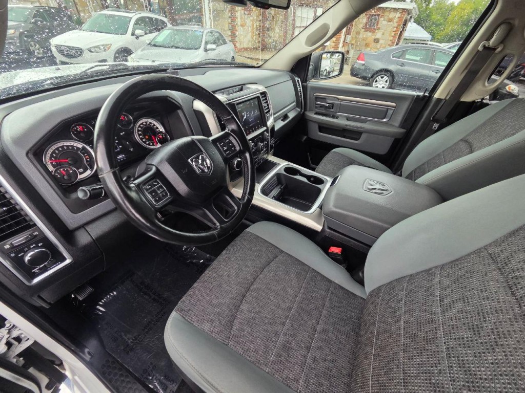 2020 RAM 1500 Image 12