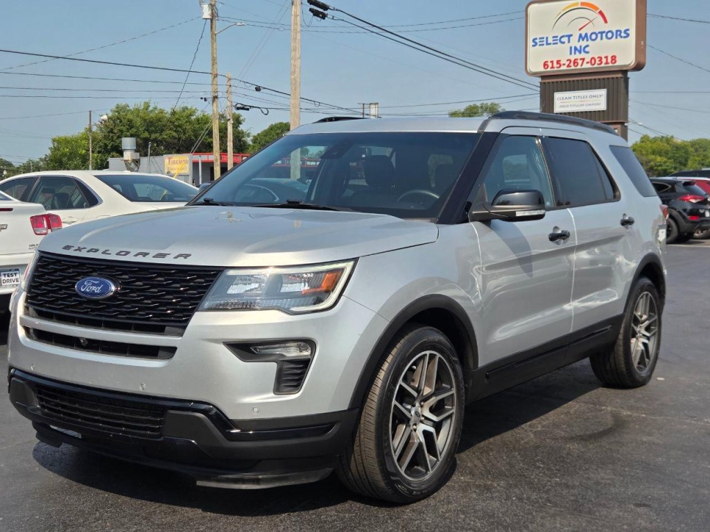 2018 Ford Explorer Image 2