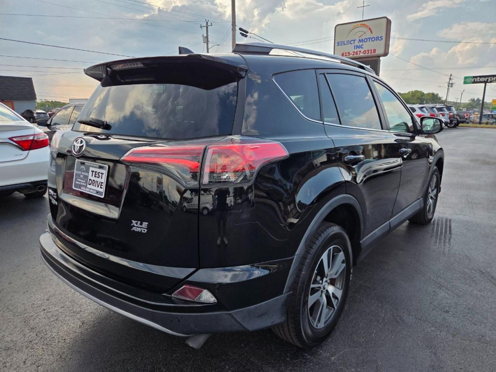 2017 Toyota Rav4 Image 5