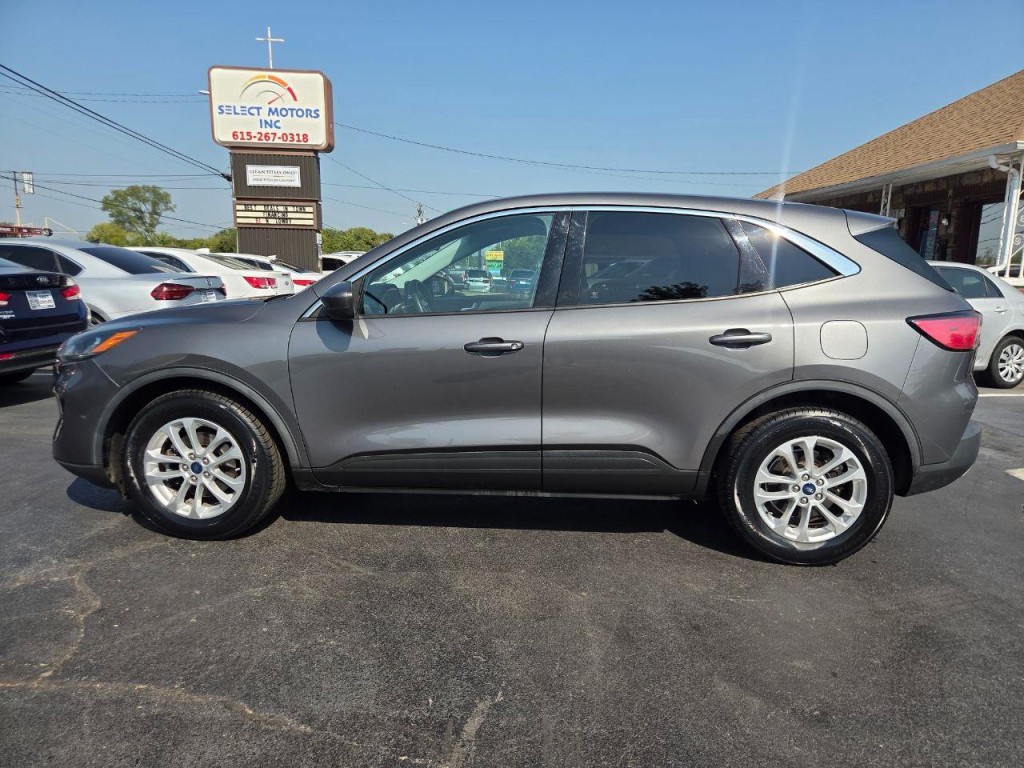 2021 Ford Escape Image 3