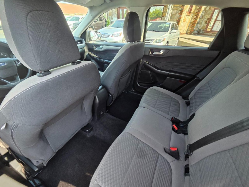2021 Ford Escape Image 14