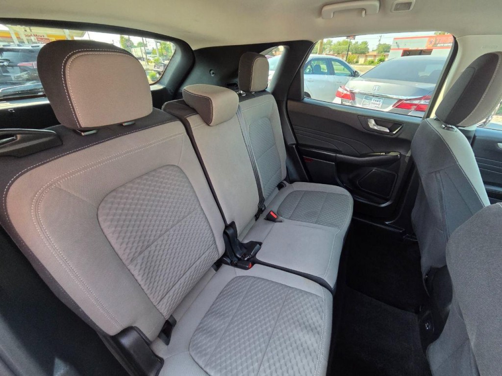 2021 Ford Escape Image 17