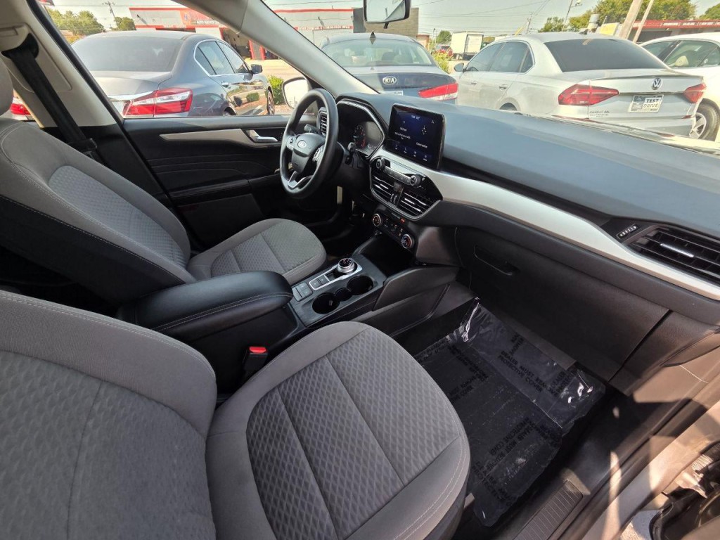 2021 Ford Escape Image 18