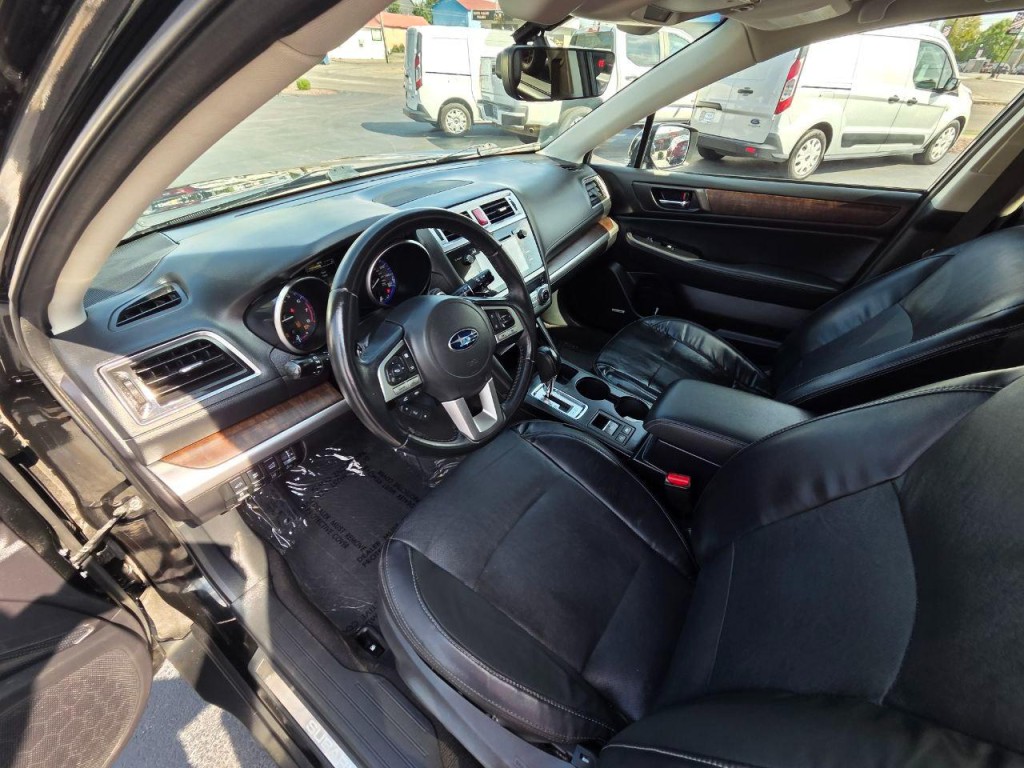 2017 Subaru Outback Image 12