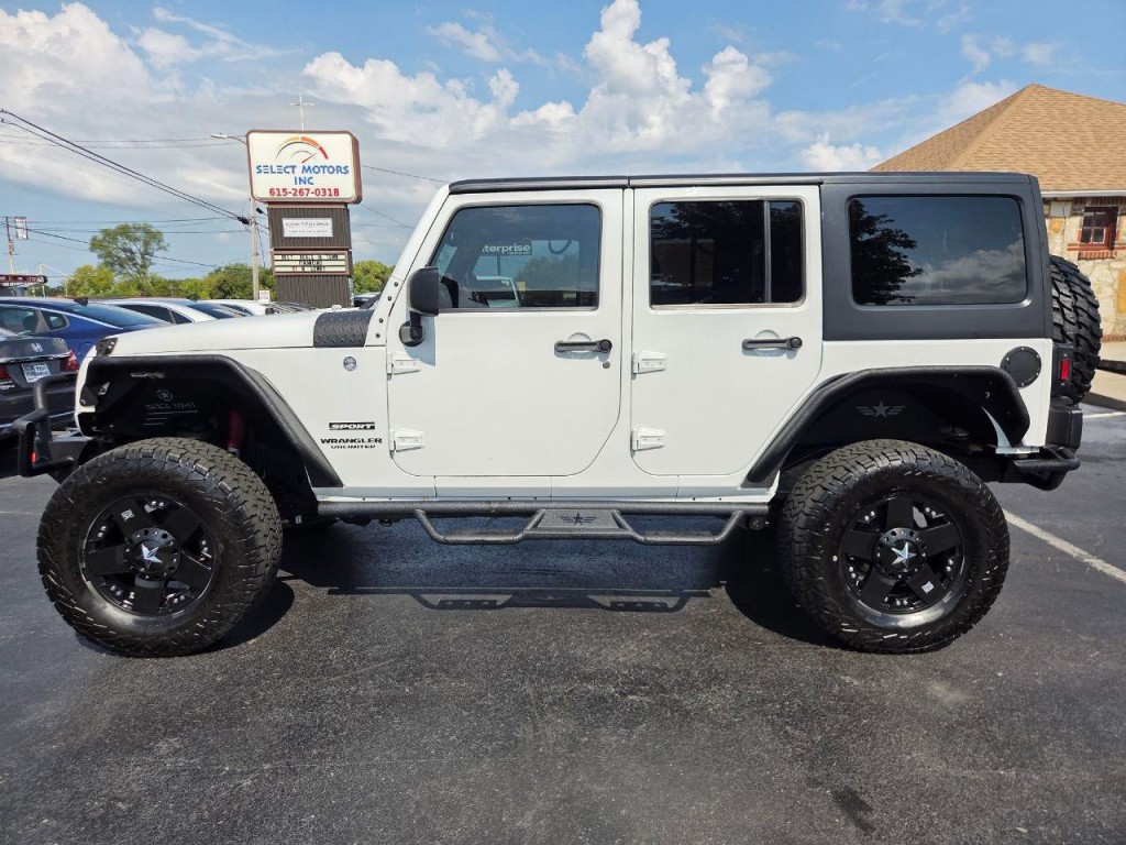 2013 Jeep Wrangler Image 3