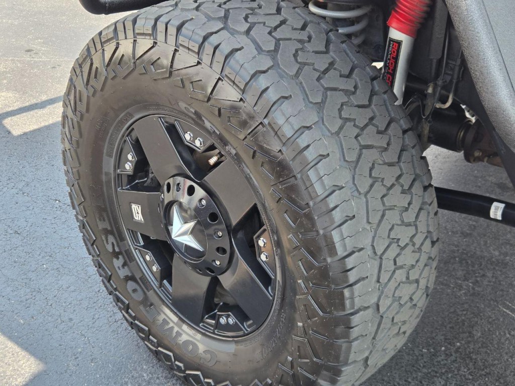 2013 Jeep Wrangler Image 11