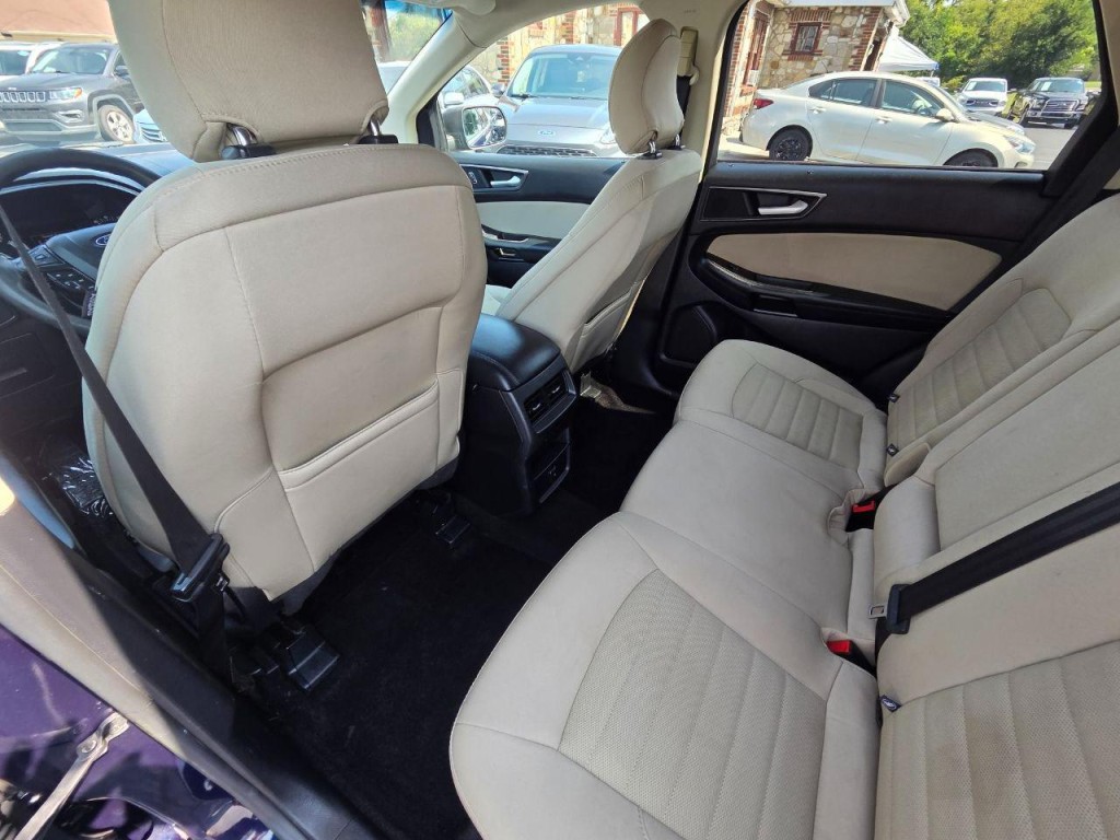 2016 Ford Edge Image 15