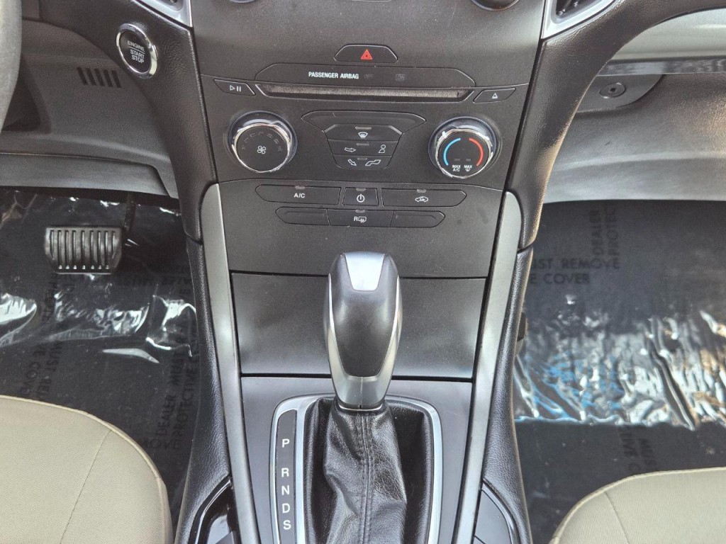 2016 Ford Edge Image 23