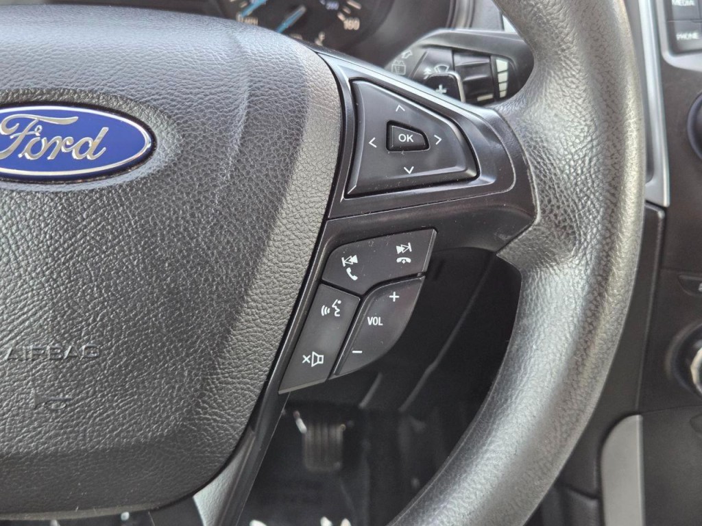 2016 Ford Edge Image 26