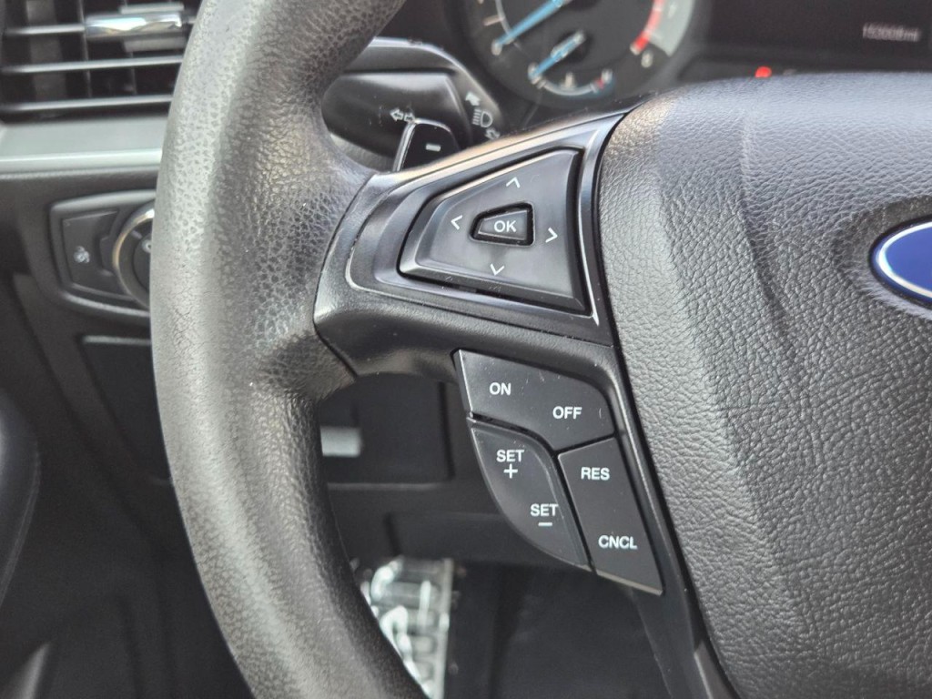 2016 Ford Edge Image 27