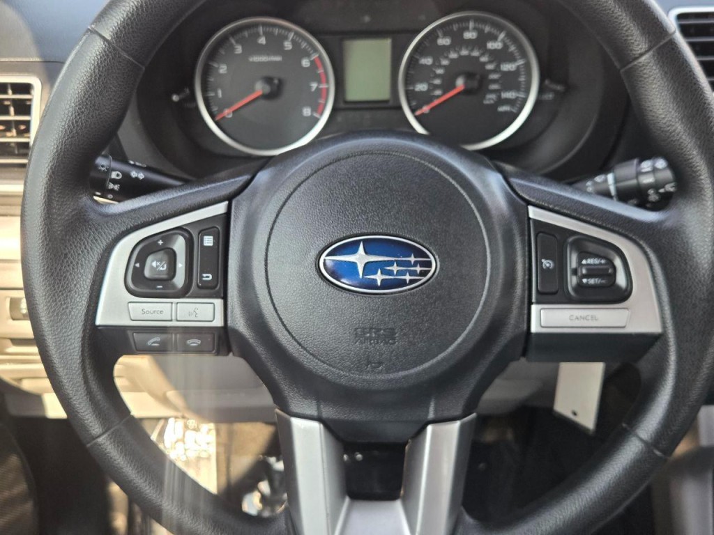 2017 Subaru Forester Image 24