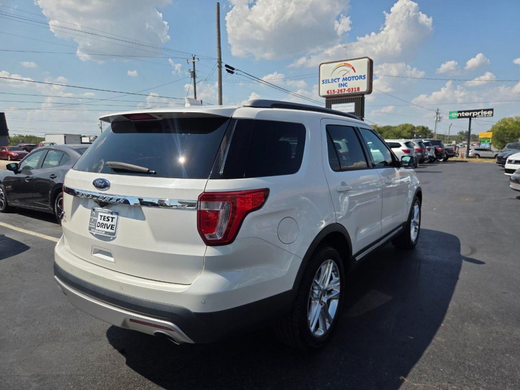 2017 Ford Explorer Image 5