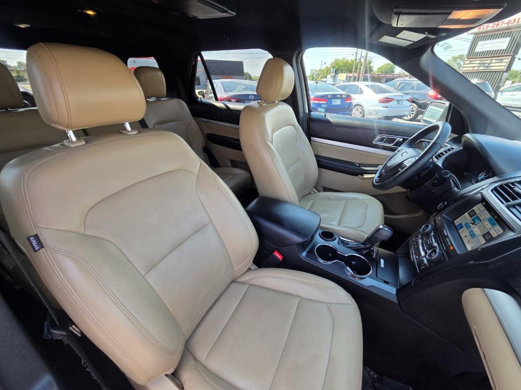 2017 Ford Explorer Image 20