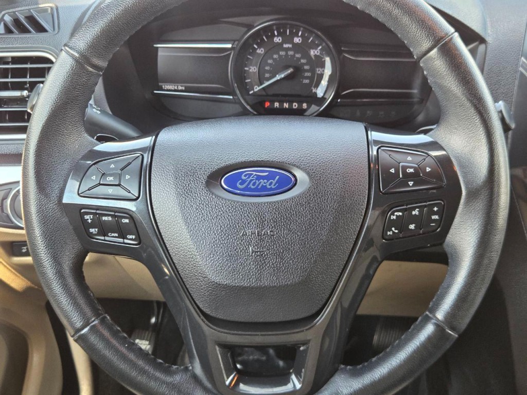 2017 Ford Explorer Image 29