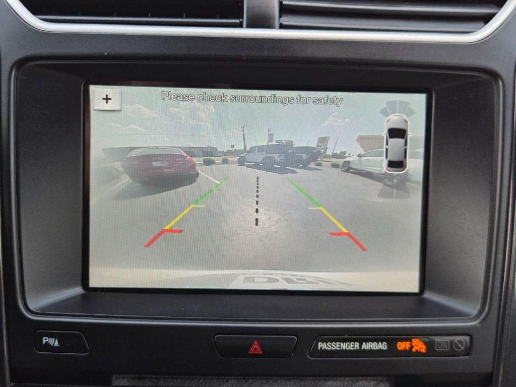 2017 Ford Explorer Image 32