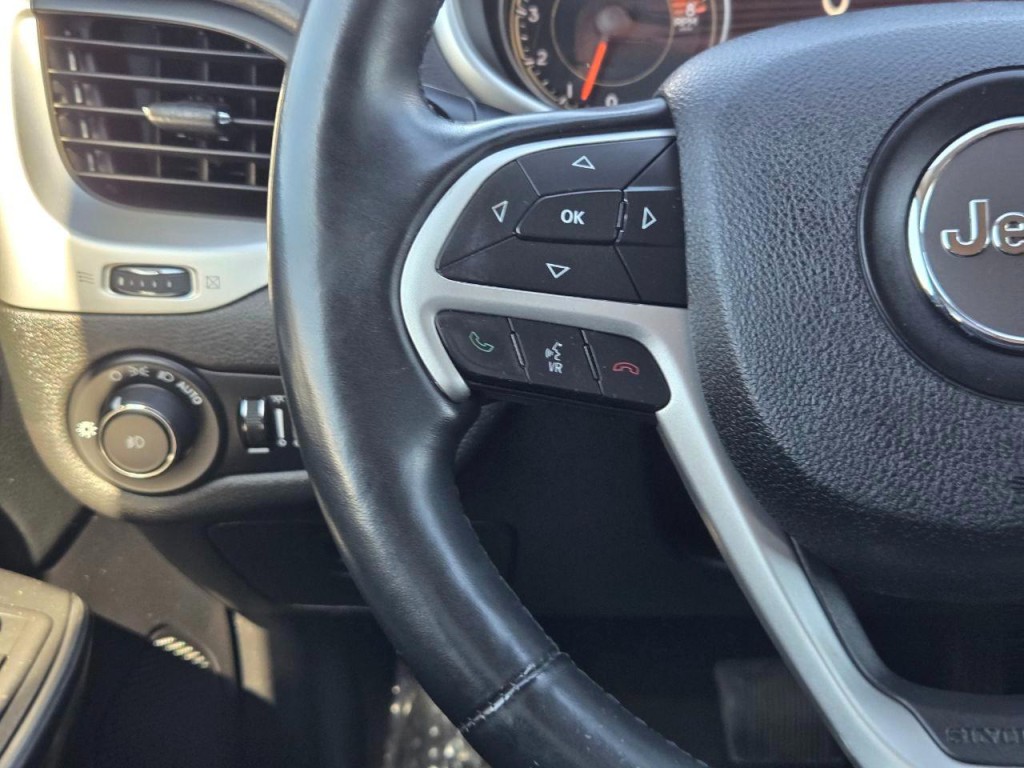 2016 Jeep Cherokee Image 27