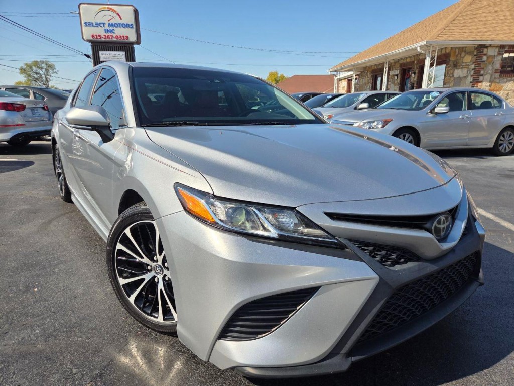 2018 Toyota Camry Image 7