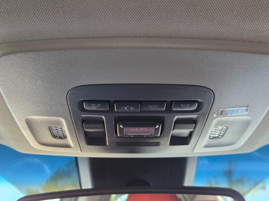 2018 Toyota Camry Image 24