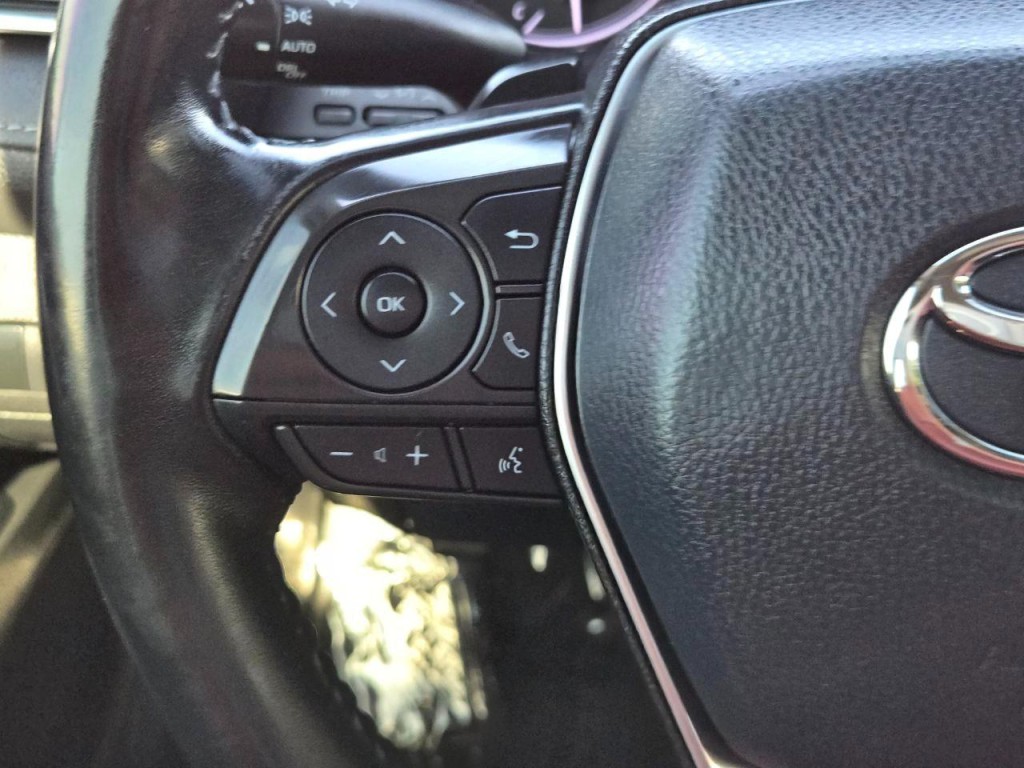 2018 Toyota Camry Image 27