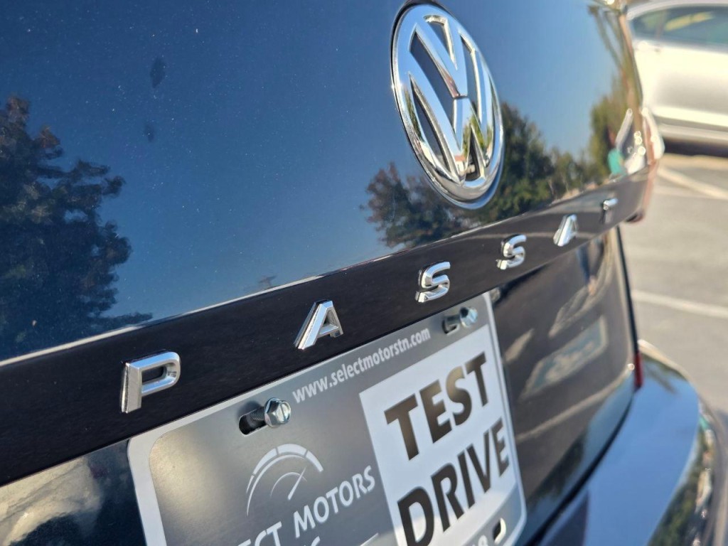 2020 Volkswagen Passat Image 9