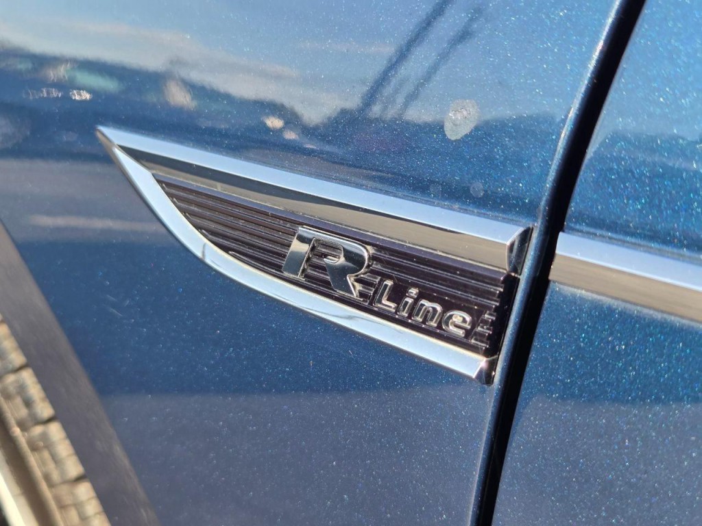 2020 Volkswagen Passat Image 10
