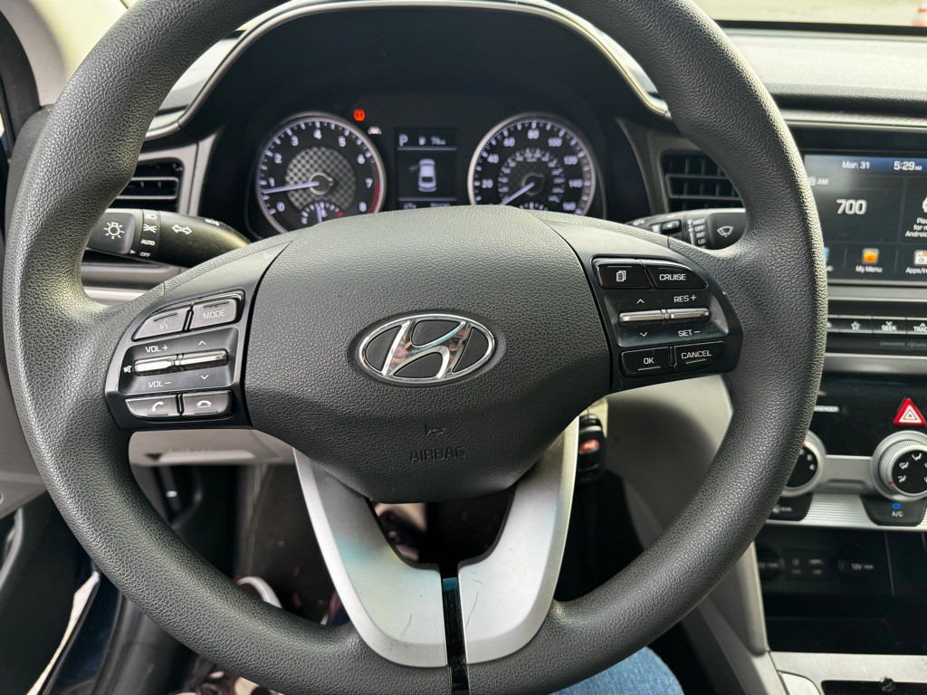 2019 Hyundai Elantra Image 20