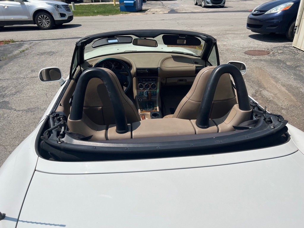 2000 BMW Z3 Image 10