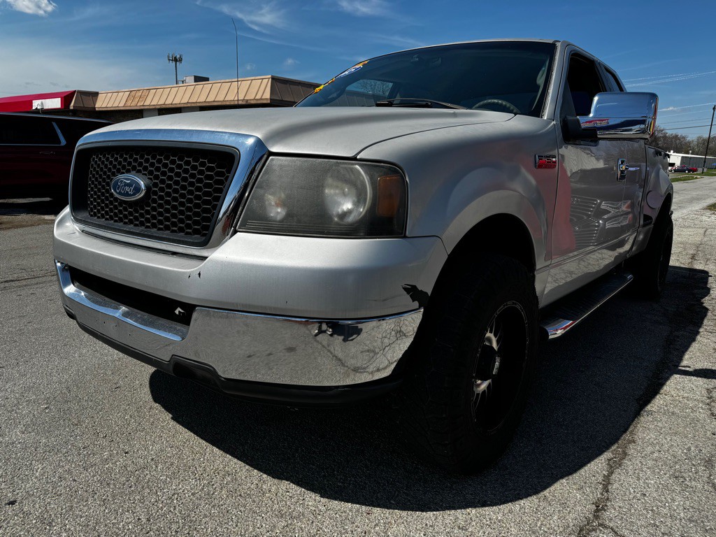 2005 Ford F-150 Image 1