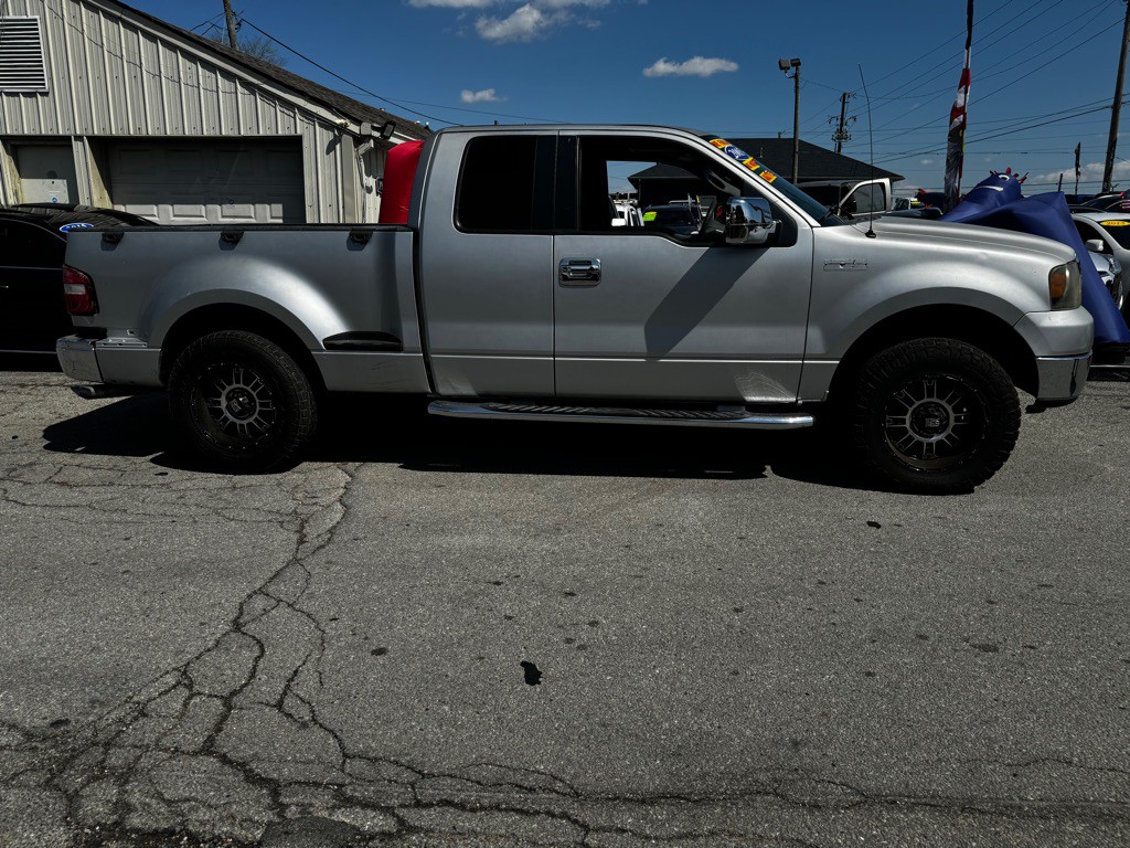 2005 Ford F-150 Image 4