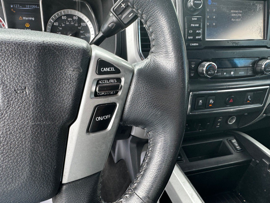 2017 Nissan Titan Image 33