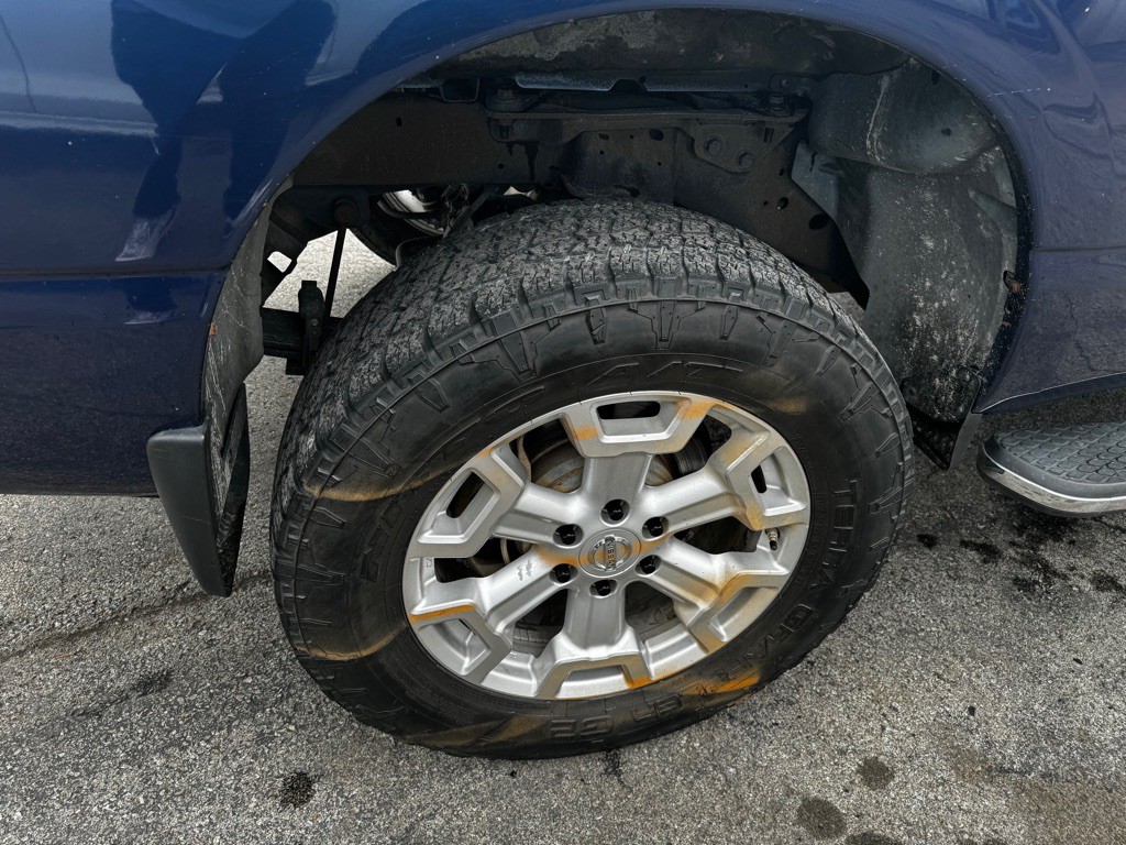 2017 Nissan Titan Image 40