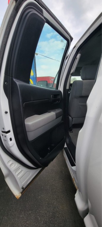 2010 Toyota Tundra Image 5