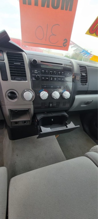 2010 Toyota Tundra Image 8