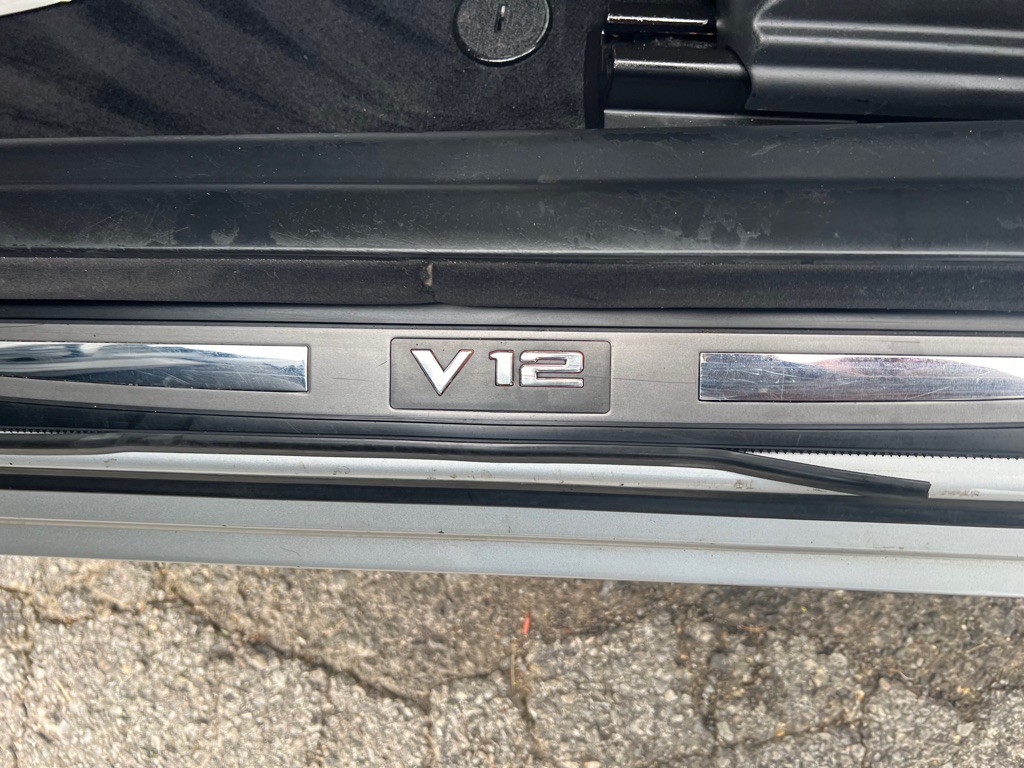 2004 BMW 7 Series Image 15