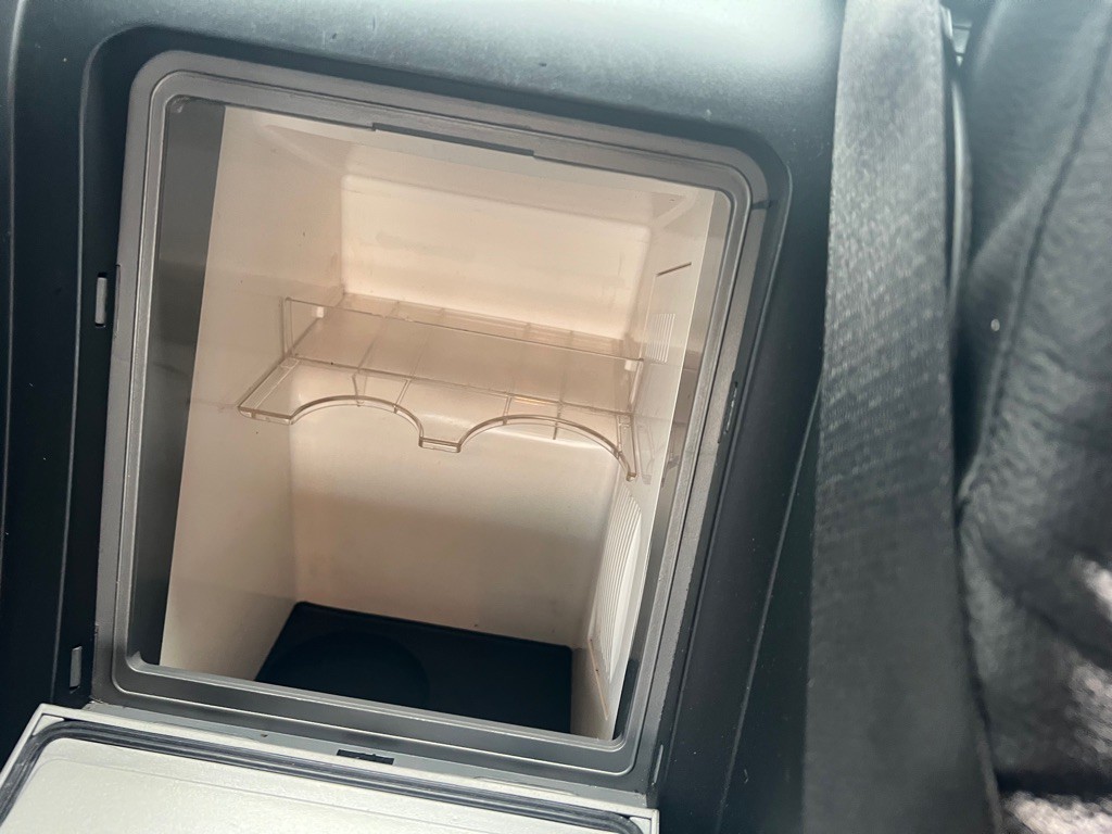 2004 BMW 7 Series Image 23